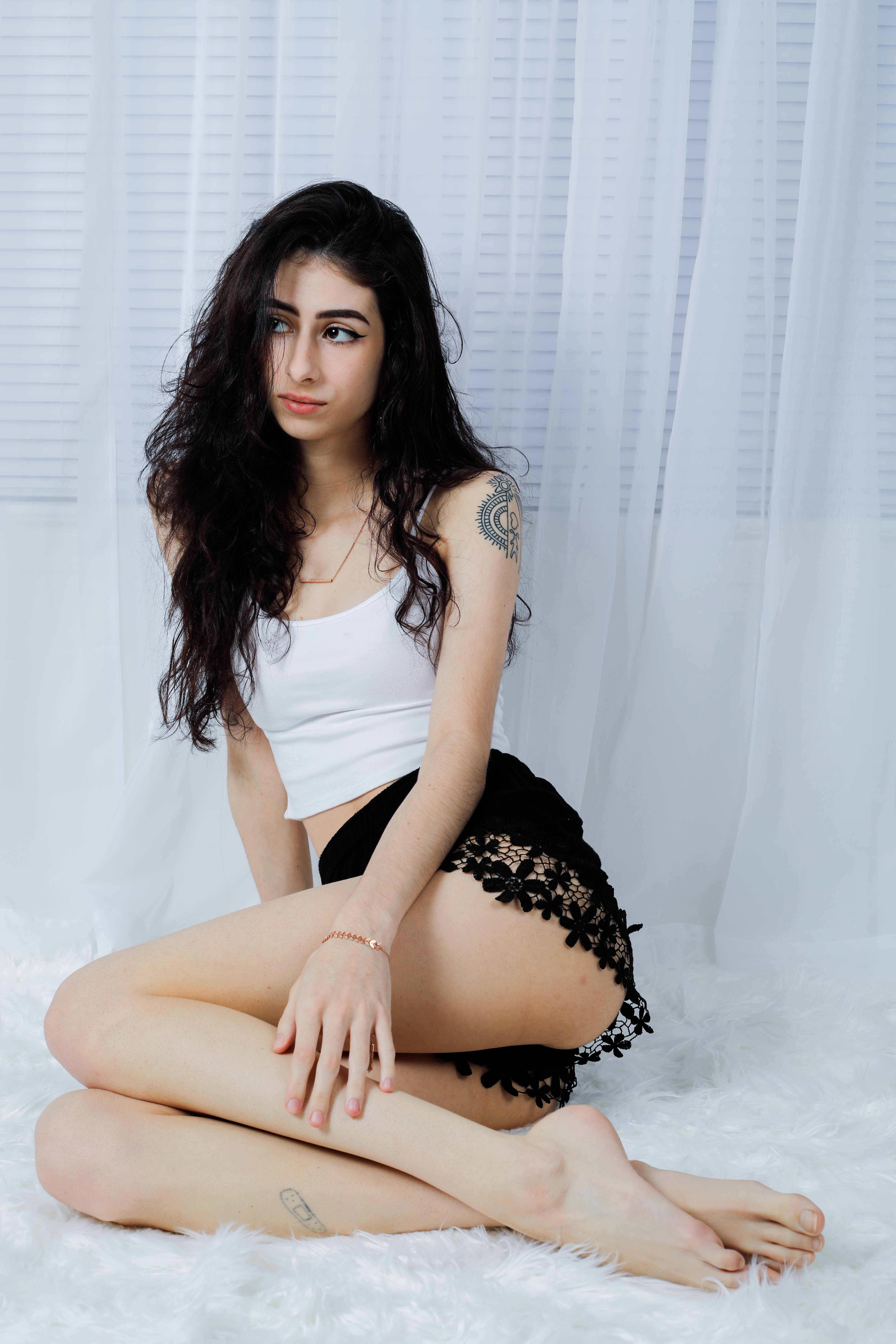 Sophiesux18_p155E3VzXlI1bEXrHD8Q54e75a9397924fa8.jpg